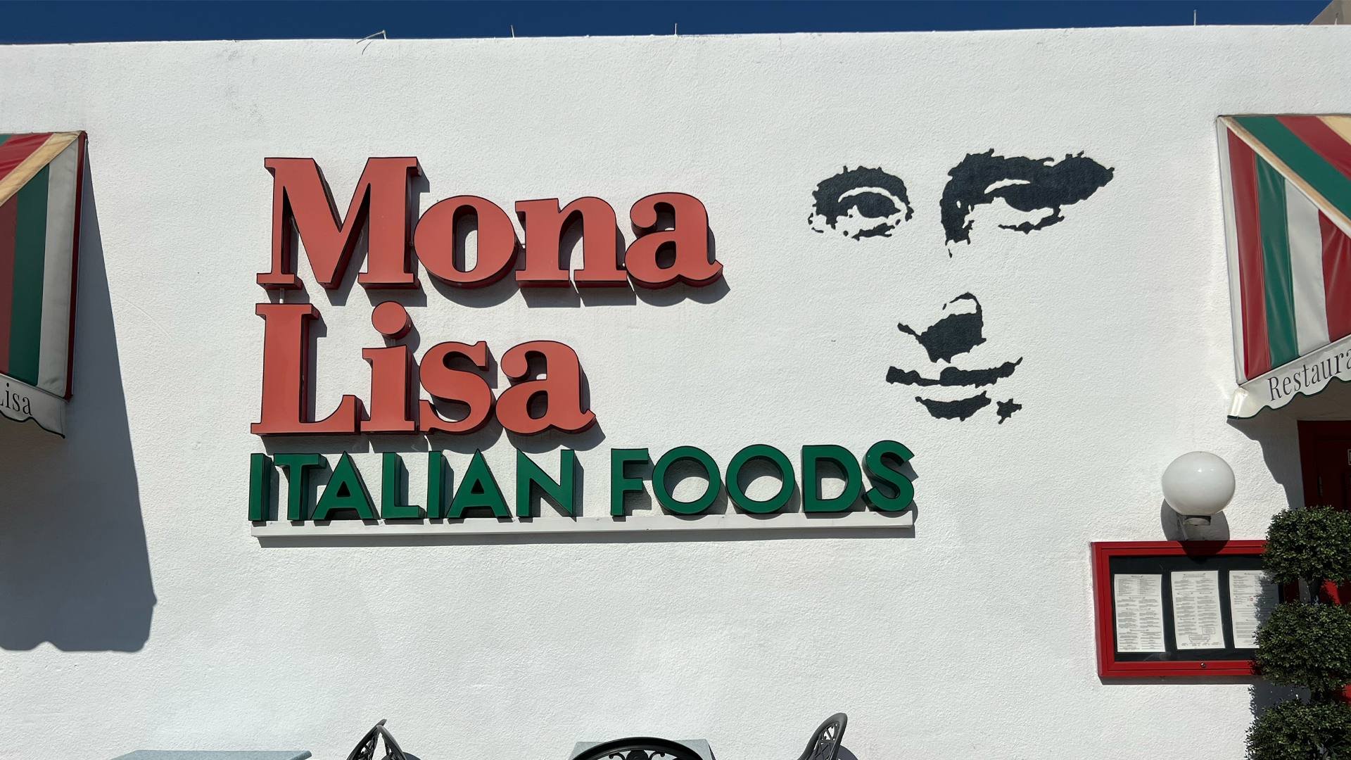 Mona Lisa Fine Foods logo