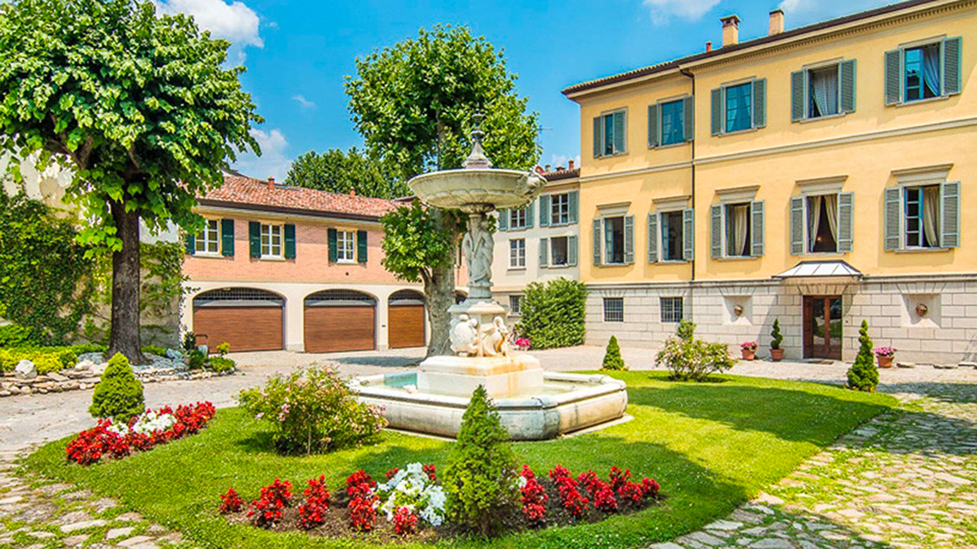 Inside George Clooney's Lavish Villa at Lake Como